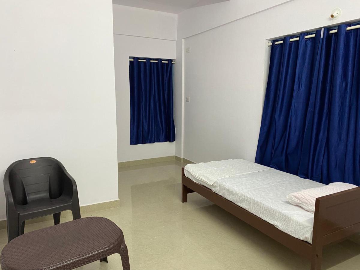 Erumely Central Homes Mundakāyam المظهر الخارجي الصورة