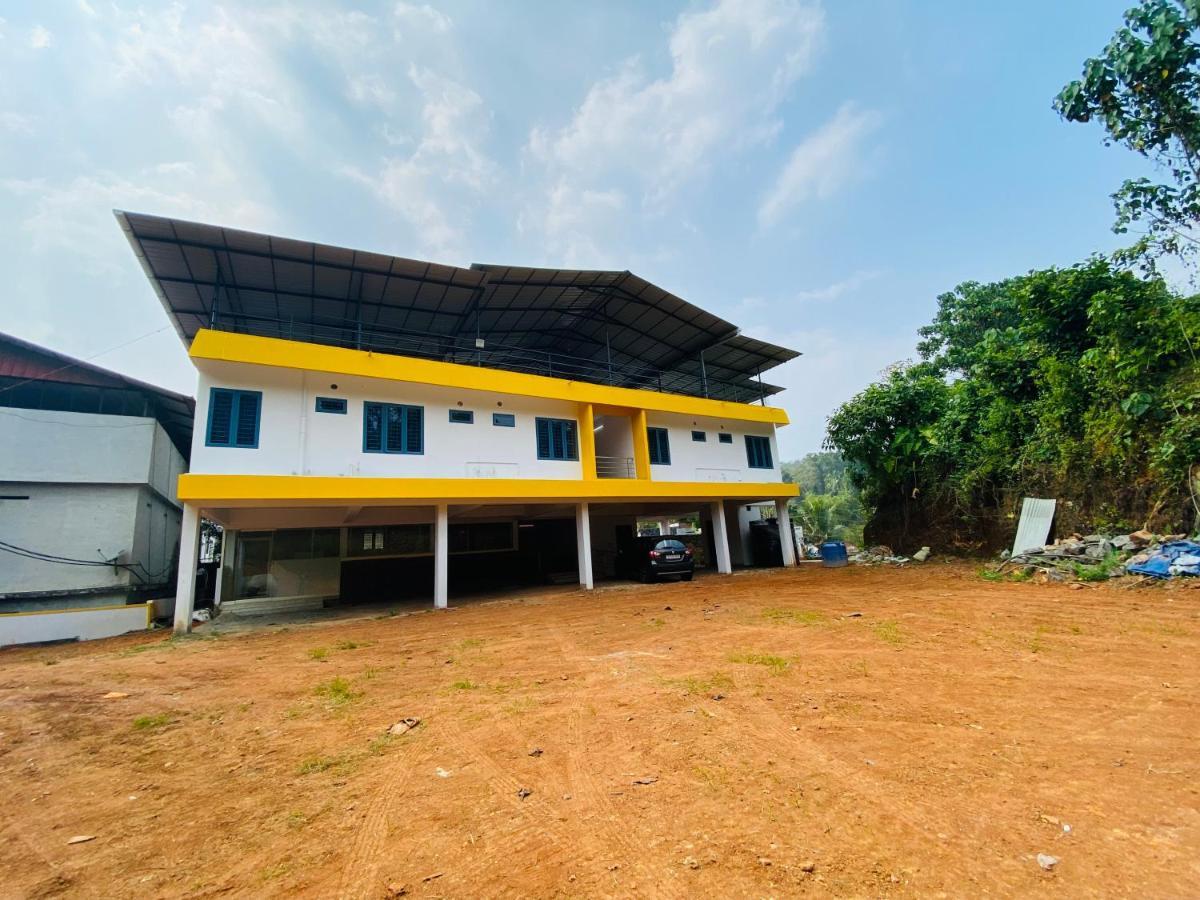Erumely Central Homes Mundakāyam المظهر الخارجي الصورة